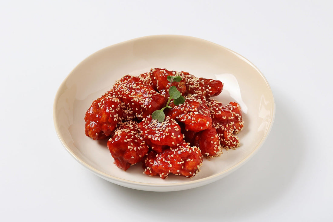 Yangnyeom chicken(Seasoned fried chicken)